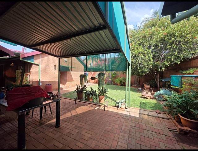 3 BEDROOM HOUSE FOR SALE IN MONTANA PARK